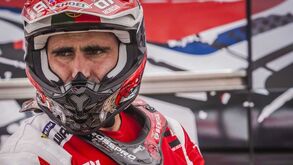 Paulo Gonçalves sofre queda e é evacuado para o hospital