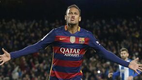 Neymar reuniu-se com representantes do Real Madrid