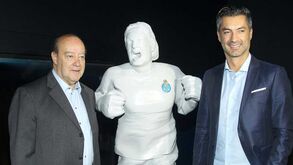 Apoiantes de Pinto da Costa desafiam Baía a candidatar-se