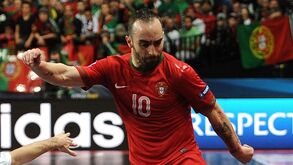 Ricardinho indignado com ordenado de Taarabt