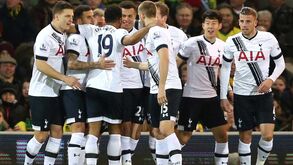 Tottenham vence em casa do Norwich e sobe a terceiro