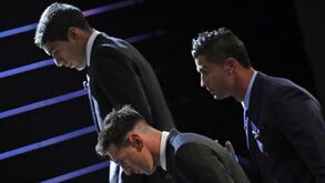 Suárez já olha para o trono de Messi e Ronaldo