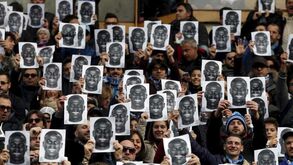 Adeptos do Nápoles manifestam-se contra insultos racistas a Koulibaly