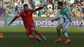 Betis derrota Valencia com golo de Ruben Castro