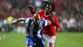 Monumental assobiadela para Maxi na Luz