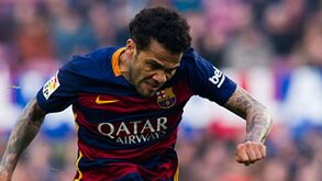 Daniel Alves: «Estava a fazer um jogo de m...»