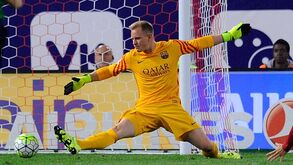 Liverpool ofereceu 24 milhões ao Barcelona por Ter Stegen