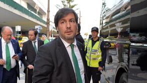 Bruno de Carvalho atira-se a tudo e a todos