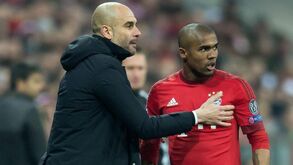 Douglas Costa: «Temos de fazer um bom resultado em casa»