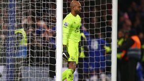 Howard deixa Everton no final da temporada