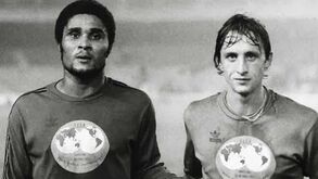 Encarnados recordam que os grandes homens são imortais
