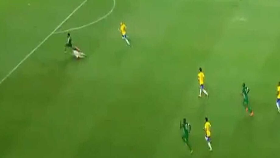Hugo Vieira em lágrimas no adeus ao Yokohama Marinos