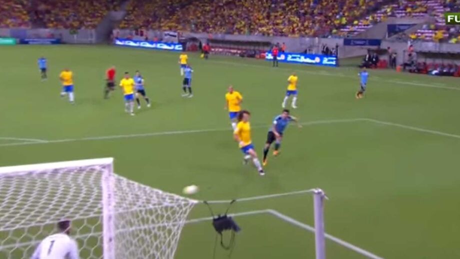 Luiz Suárez fez o 2-2, resultado com que terminou a partida entre Uruguai e Brasil 