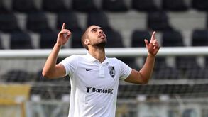 V. Guimarães B-Sp. Braga B, 3-2: Hat trick de Areias deu a volta ao resultado