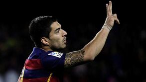 Bota de Ouro: Luis Suárez 'on fire' foge a Jonas e Ronaldo