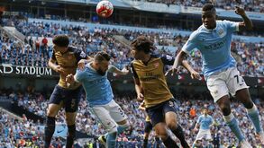 Manchester City com Champions em risco após empate com Arsenal