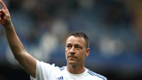 Terry prolonga contrato com Chelsea por mais uma época