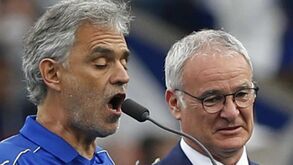Andrea Bocelli e Alicia Keys cantam na final