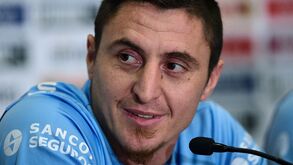 Cristian Rodriguez excluído da seleção do Uruguai