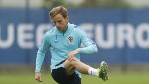 Rakitic ficou surpreendido pela ausência de Halilovic nos convocados