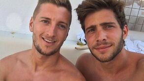 Balliu e Sergi Roberto cumprem a tradição