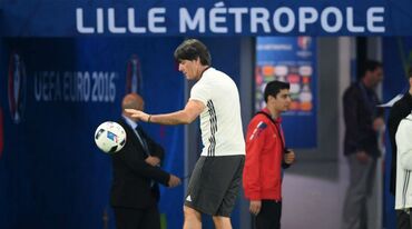 Joachim Löw: «Todos esperam muito de nós»