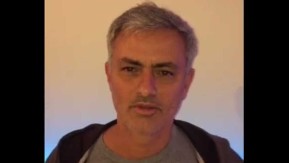 'Special one' manda mensagem a partir de Londres