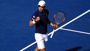 Kei Nishikori bate Wawrinka e chega à final em Toronto