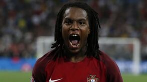 Como se comparam as estreias de Renato com as de Eusébio, Figo e Ronaldo?
