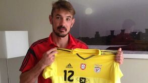 Benfica contrata guarda-redes do Barcelona 