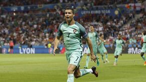 Ronaldo foi o melhor em campo diante do País de Gales