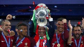 Fernando Santos: «Ao intervalo disse aos jogadores que este jogo ia ser nosso»