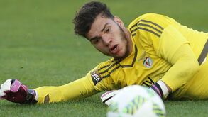 Ederson falha início da Liga