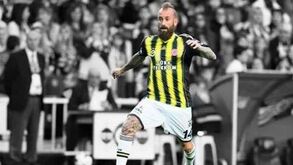 Raúl Meireles despede-se do Fenerbahçe