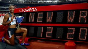 Kendra Harrison bate recorde do Mundo dos 100 metros barreiras