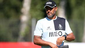 Plantel portista sector a sector