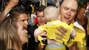 A terceira de Froome foi em nome do filho