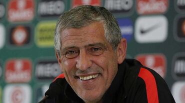 Fernando Santos: «Prefiro ser feio e estar aqui»