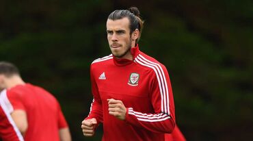 Bale treina à parte na preparação para Portugal
