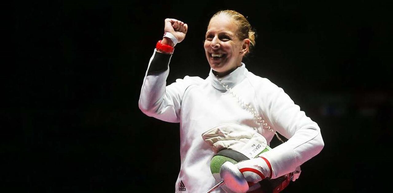 Emese Szasz, Esgrima, Hungria