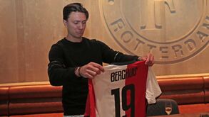 Steven Berghuis emprestado ao Feyenoord 