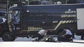 Polícia explode de forma controlada um engenho suspeito