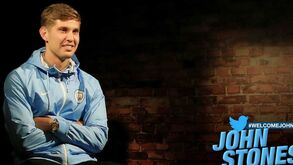 Man. City anuncia contratação de John Stones