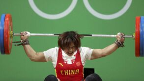 Chinesa Xiang Yanmei conquista ouro em 69 kg