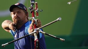 Brady Ellison, o Dicaprio das... flechas