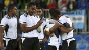 Ilhas Fiji conquistam ouro histórico