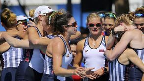 EUA campeões na prova feminina de oito com timoneiro