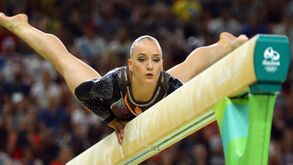 Holandesa Sanne Wevers ganha ouro na trave