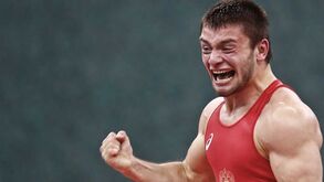  David Chakvetadeze surpreende campeão mundial