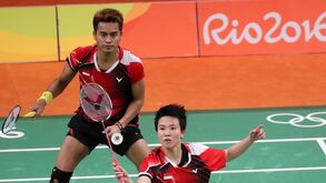 Tontowi Ahmad e Lilyana Natsir campeões de pares mistos